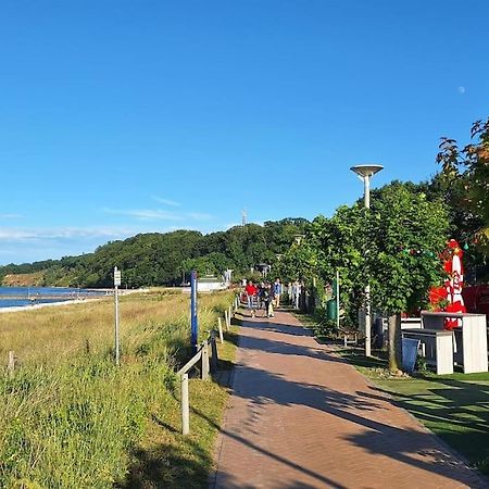 Familien-Ferienwohnung Im Ostseebad Goehren Auf Ruegen Exterior foto