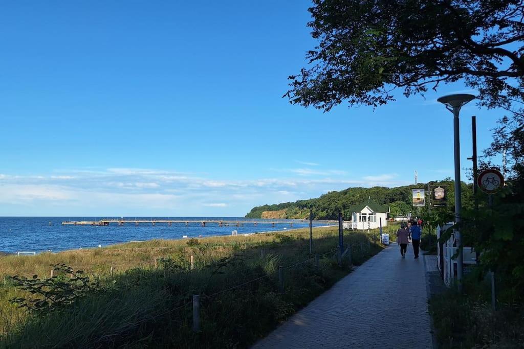 Familien-Ferienwohnung Im Ostseebad Goehren Auf Ruegen Exterior foto