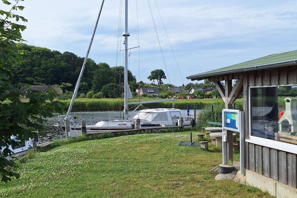 Familien-Ferienwohnung Im Ostseebad Goehren Auf Ruegen Exterior foto